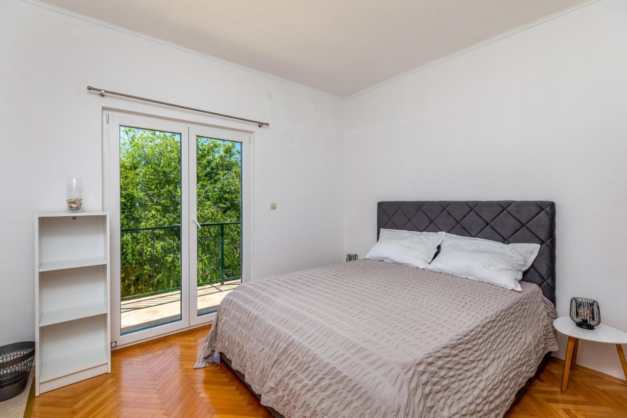 Apartments By The Sea Lokva Rogoznica, Omis - 18638 Εξωτερικό φωτογραφία